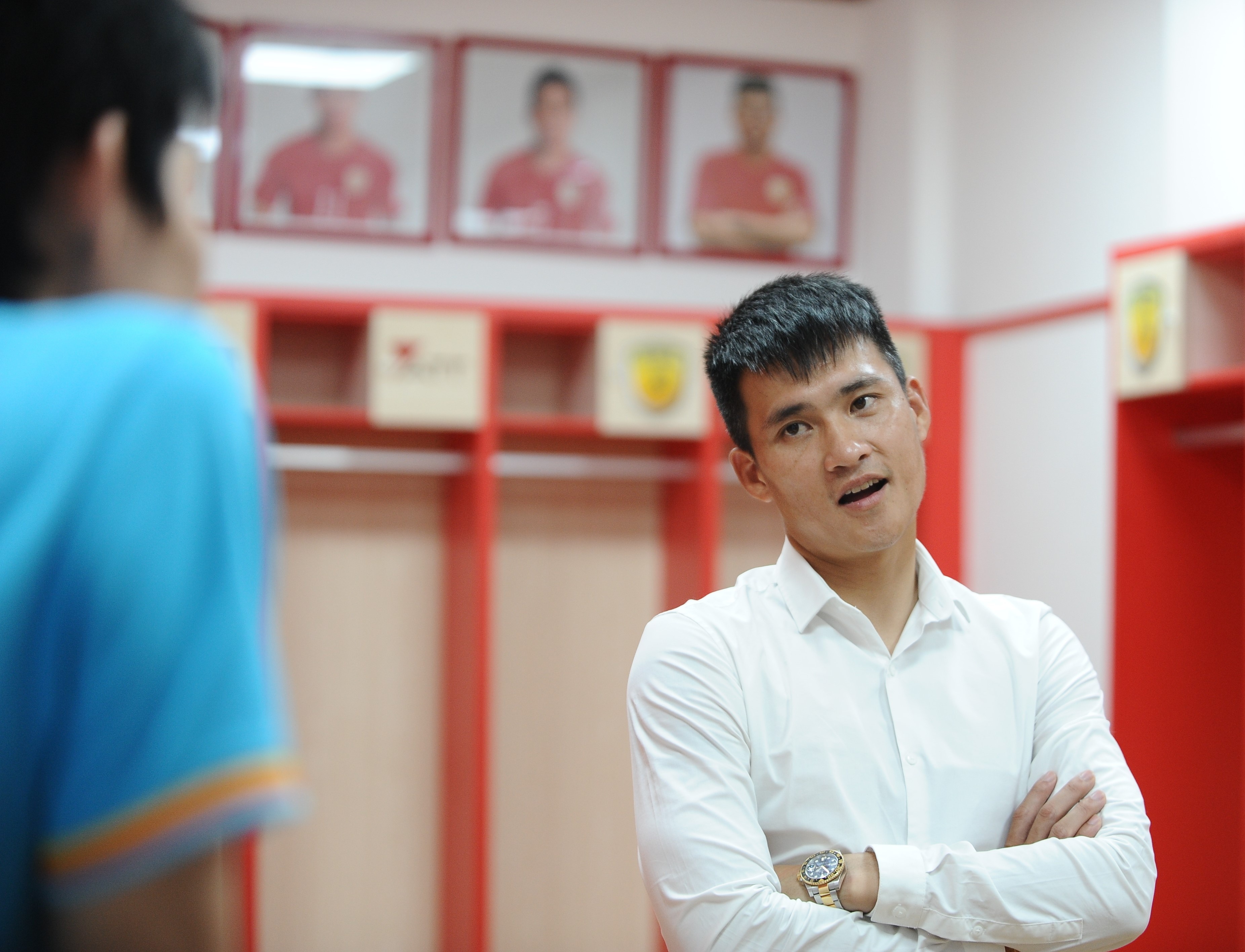 Cong Vinh so sanh bong da Viet Nam, anh 3