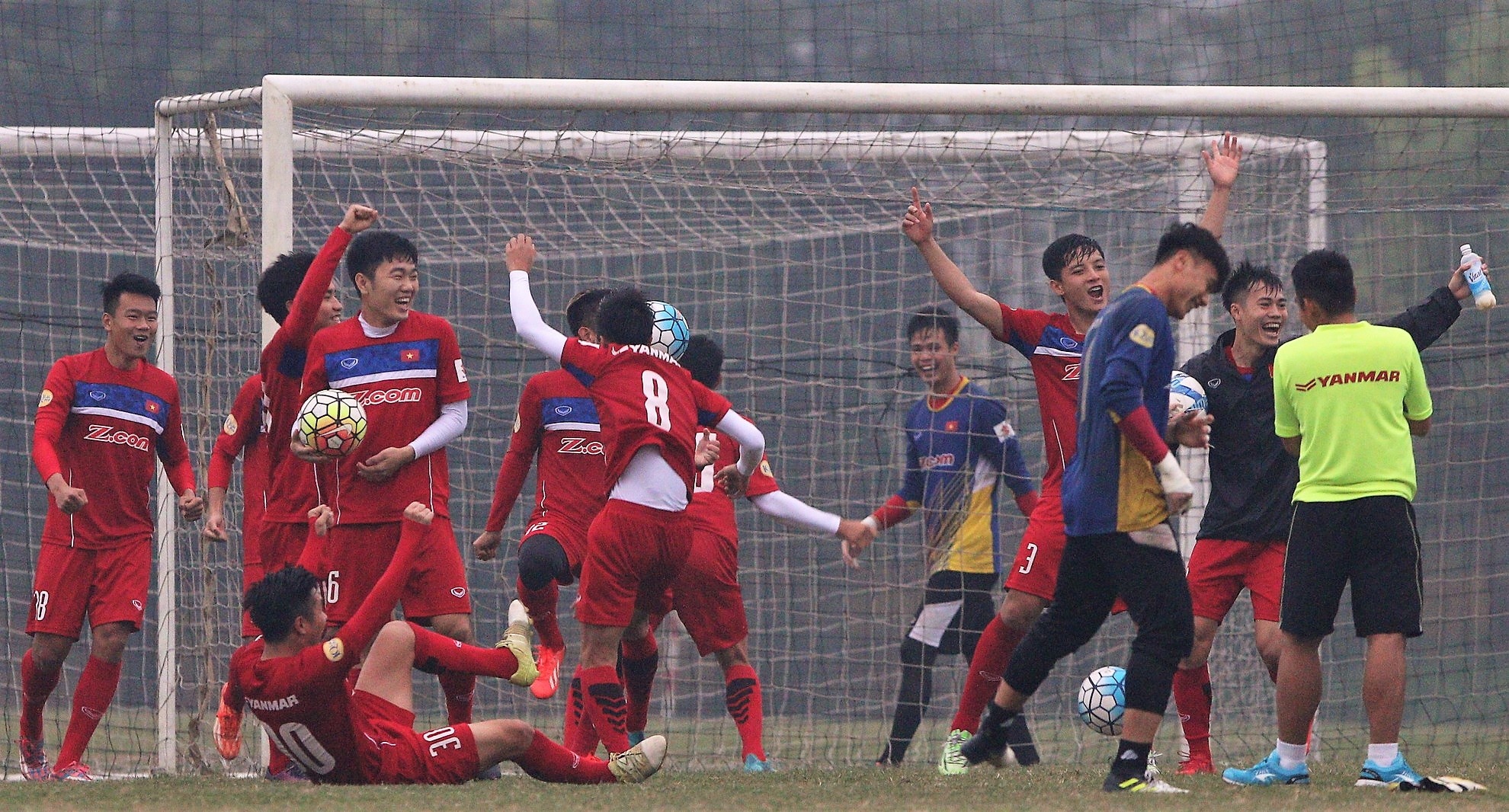 Cong Phuong chan thuong, anh 10