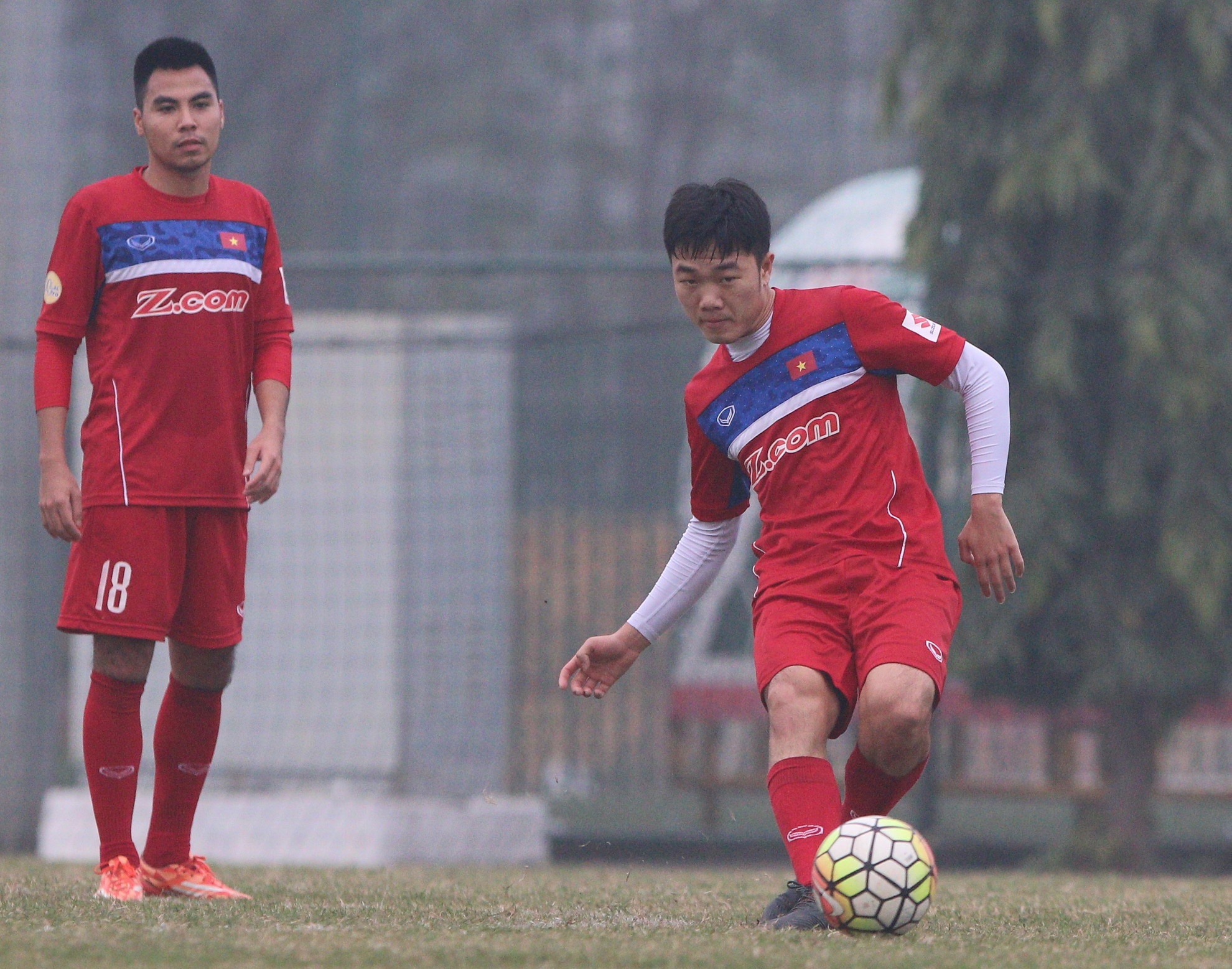 Cong Phuong chan thuong, anh 7