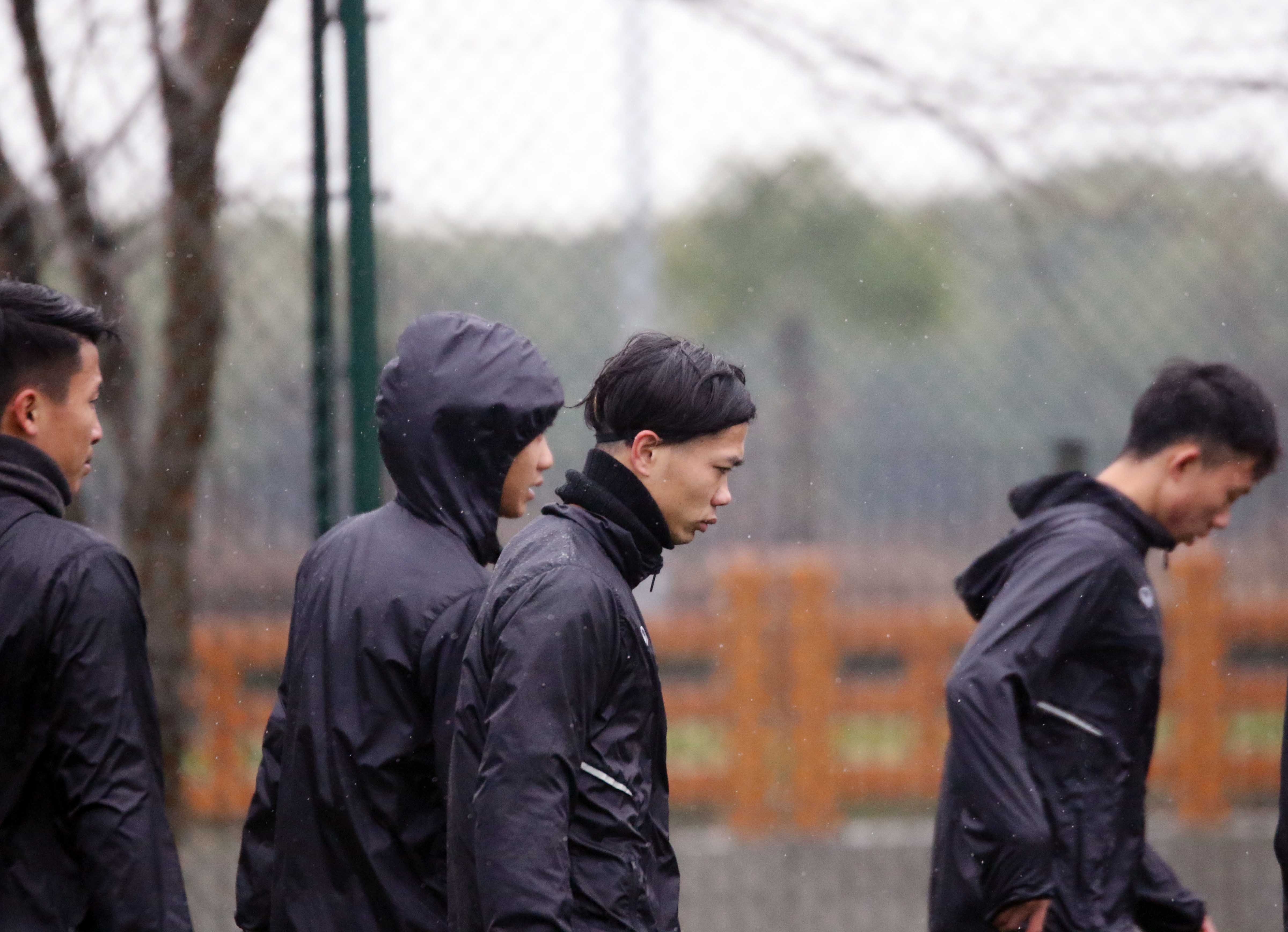 U23 VIet Nam gap kho o Trung Quoc, anh 1