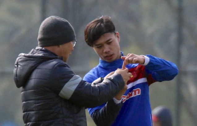 U23 Viet Nam hop noi bo, phan tich U23 Australia hinh anh