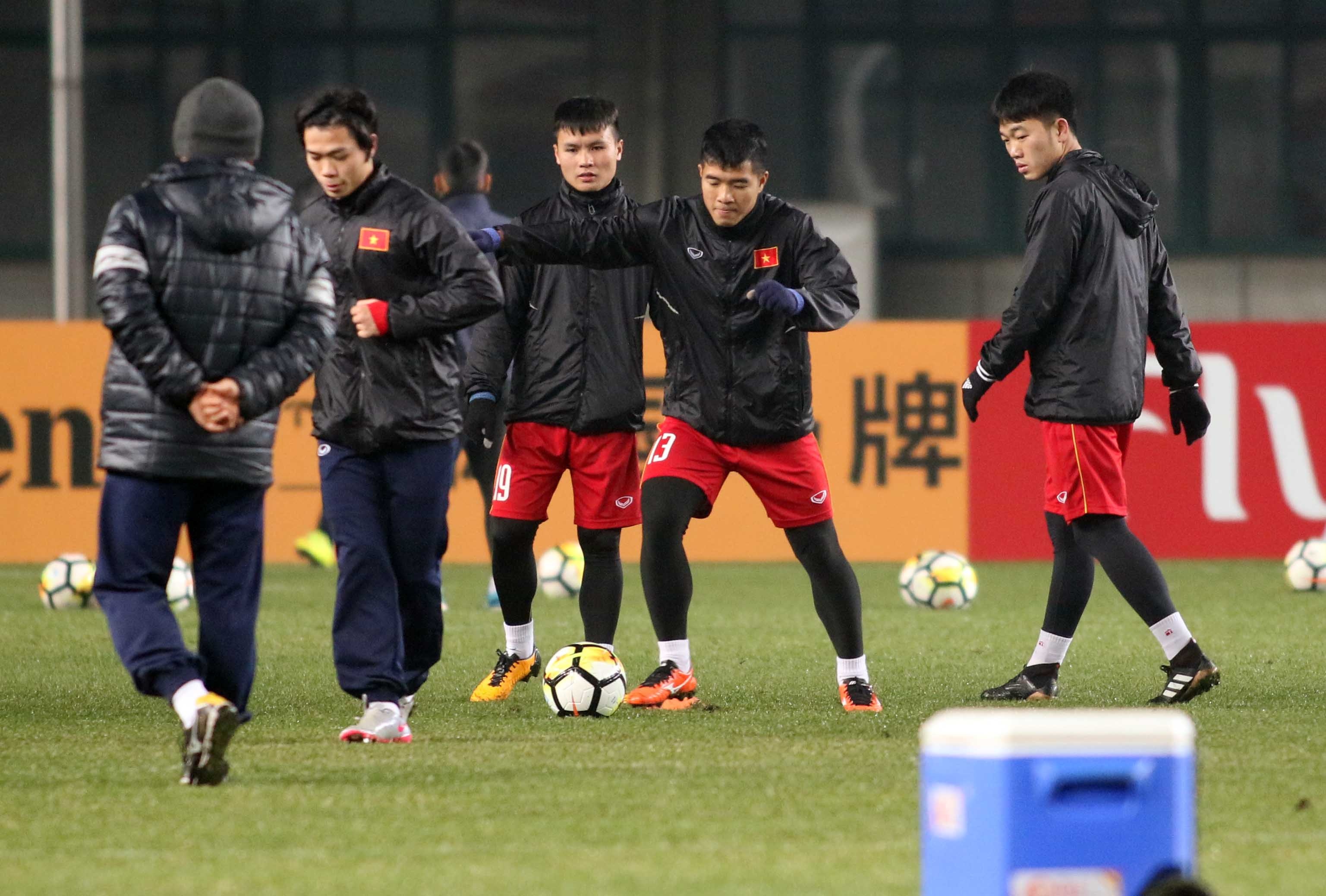 HLV Park Hang-seo tươi cười, ảnh 2 HLV Park Hang-seo tuoi cuoi, anh 2