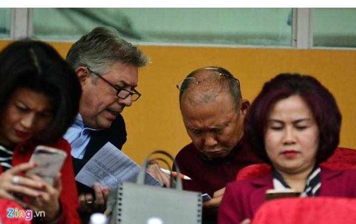 GDKT Jurgen Gede tro giup cho HLV Park Hang-seo anh 1