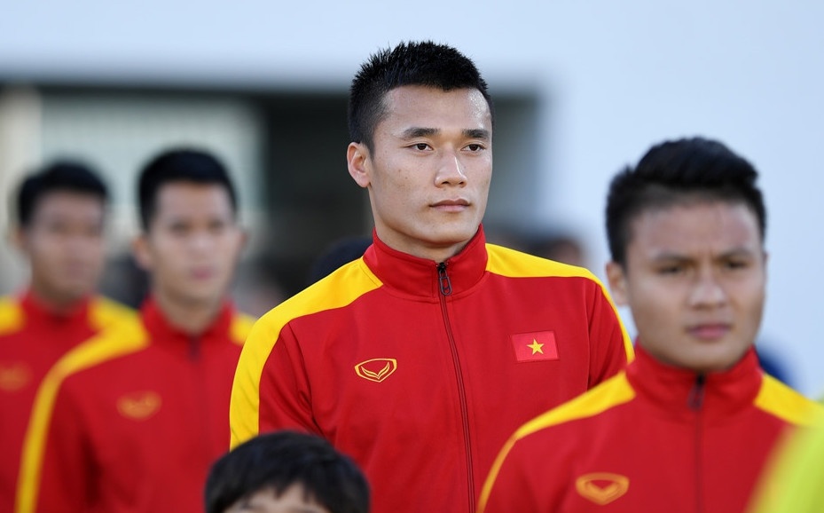 Bui Tien Dung chua ky hop dong voi cac cong ty truyen thong hinh anh