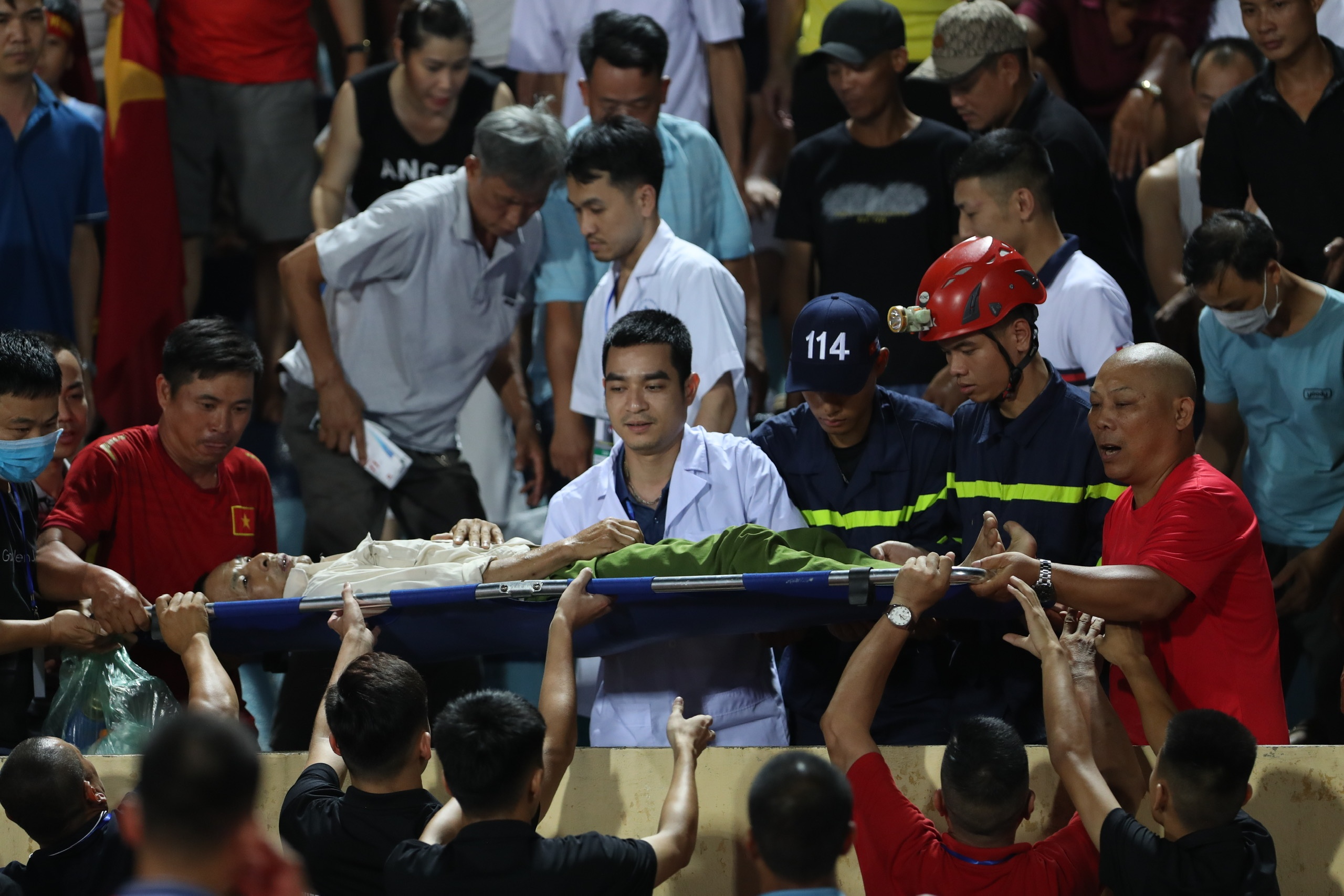 CDV Nam Dinh xiu truoc tran Viet Nam gap Syria hinh anh