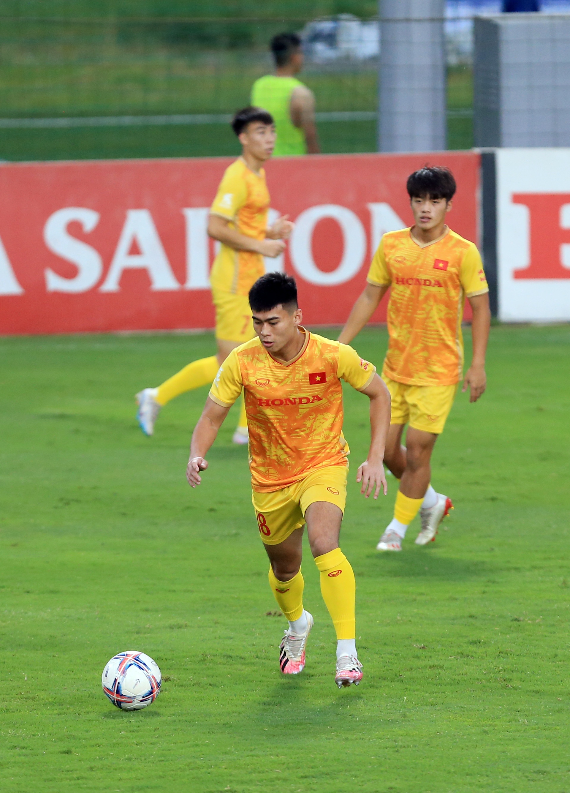 quang hai pau fc anh 9