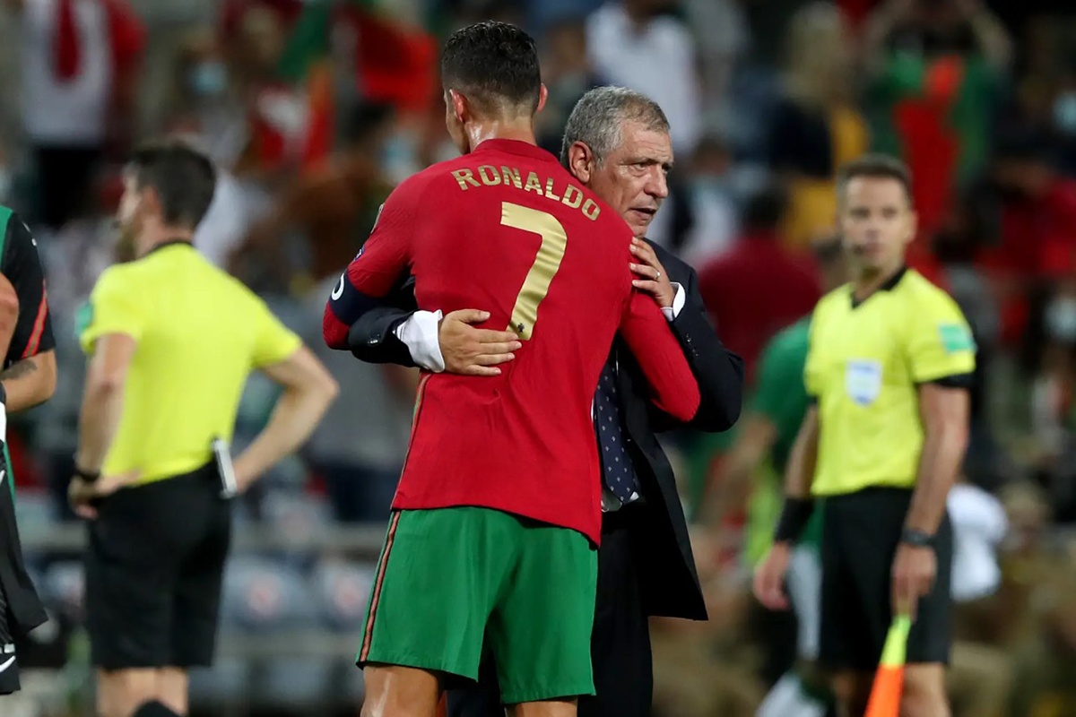 HLV Bo Dao Nha ra tuyen bo danh thep ve Ronaldo hinh anh