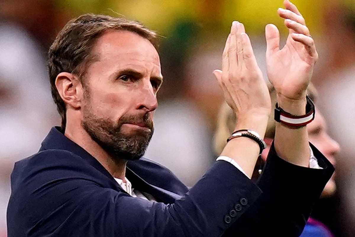 HLV Southgate khong bi sa thai bat chap ket qua tran Anh - Phap hinh anh