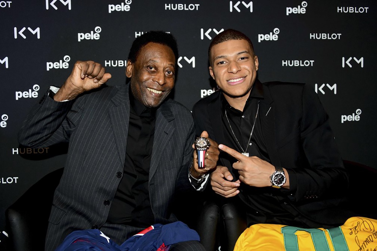 'Vua bong da' Pele gui loi cam on toi Mbappe hinh anh