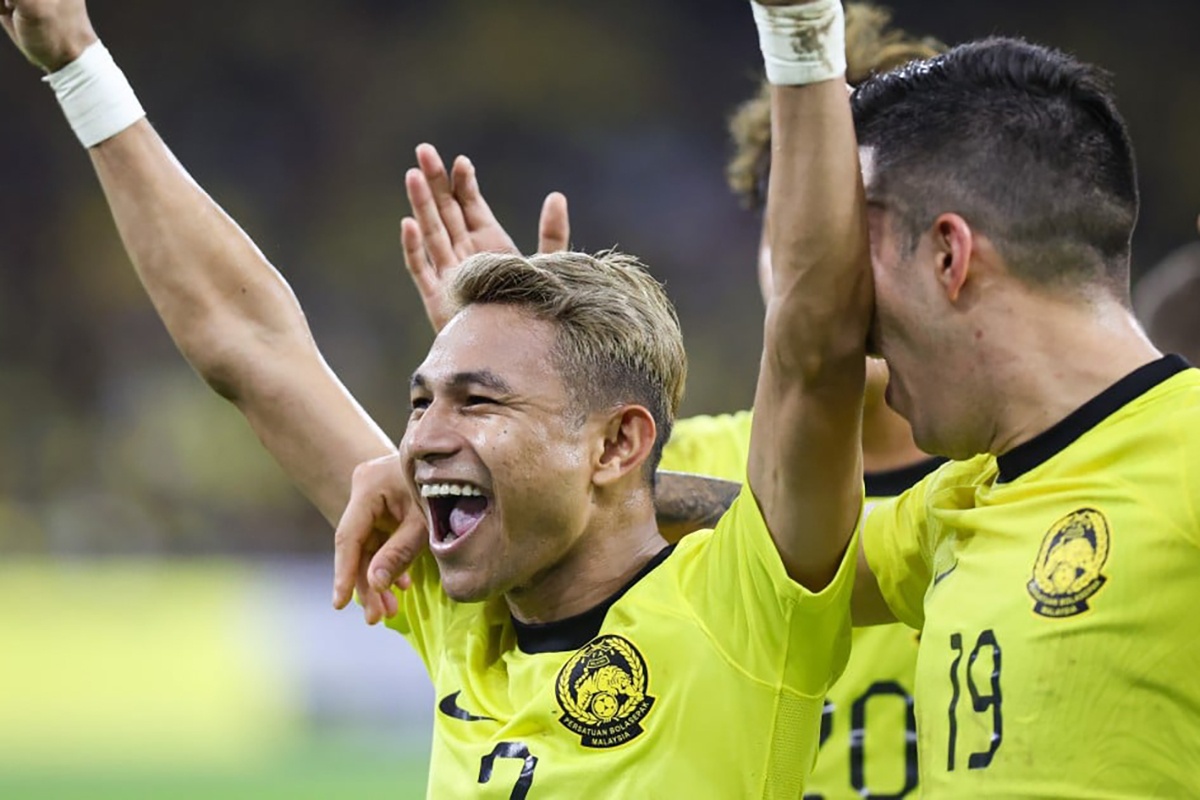 HLV tuyen Malaysia dat ra thach thuc cho hoc tro hinh anh