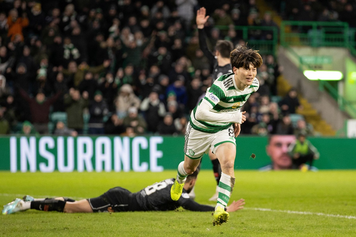 Nhung ngay nhu mo cua ngoi sao tuyen Nhat o troi Au hinh anh