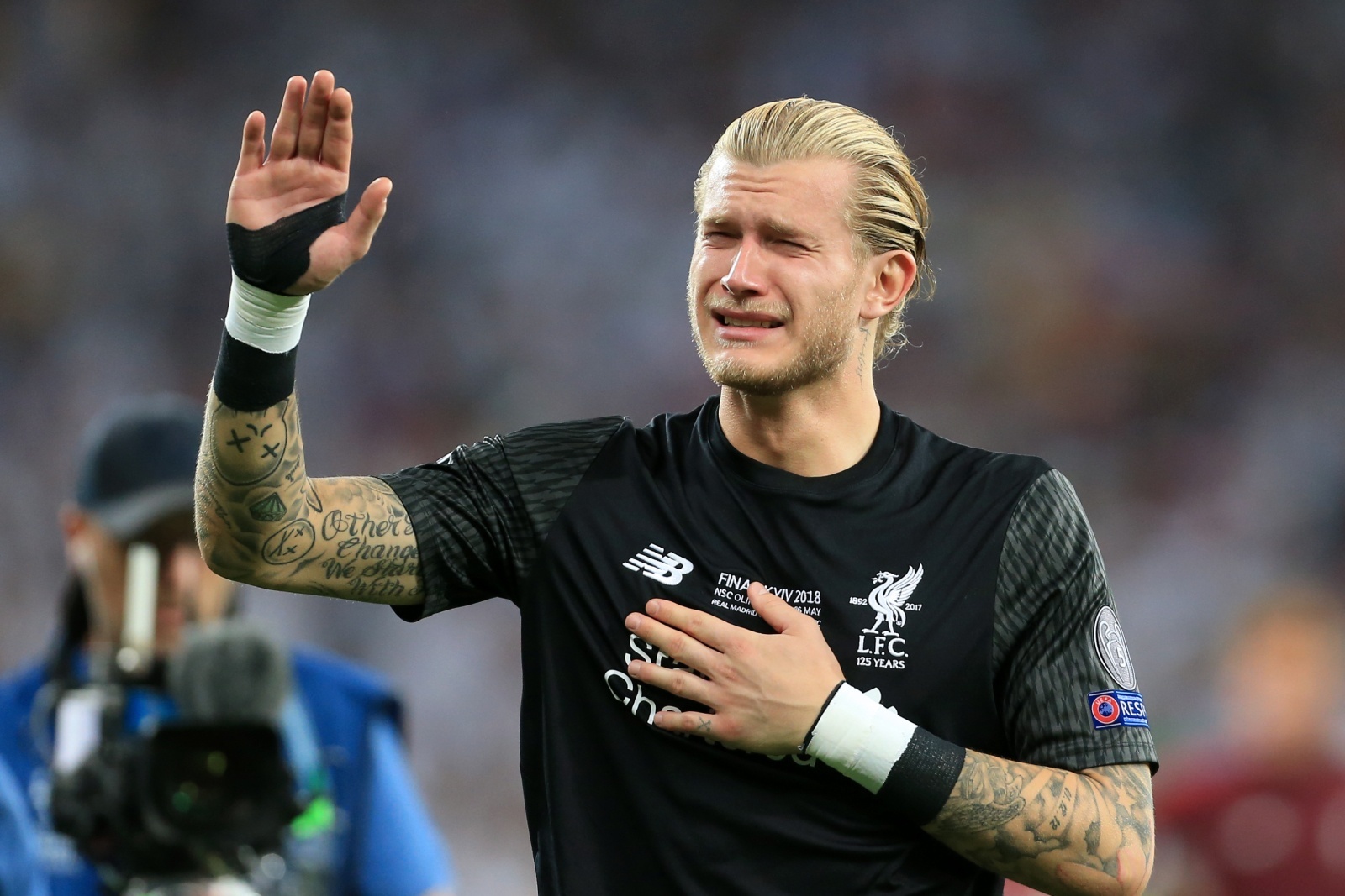 Lloris Karius tro lai dau MU? hinh anh