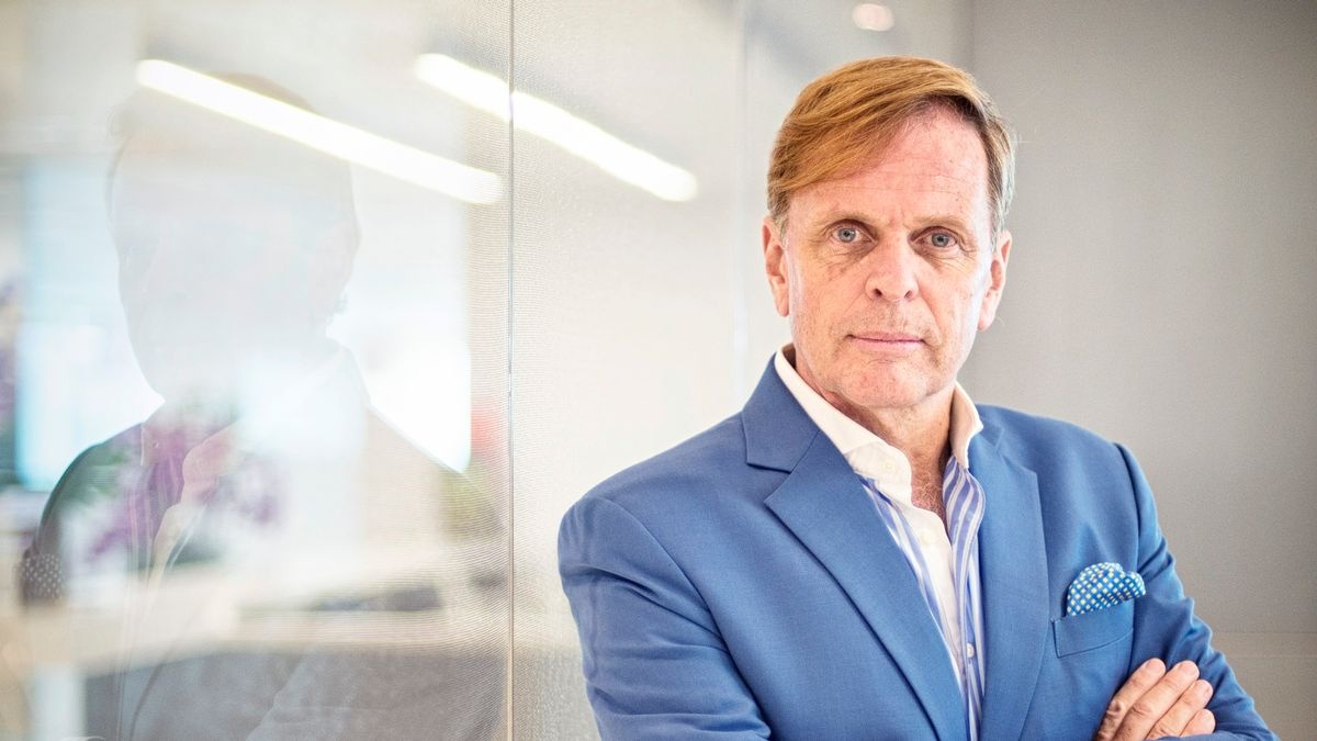 Nha Glazer bi nguoi mua chi trich hinh anh