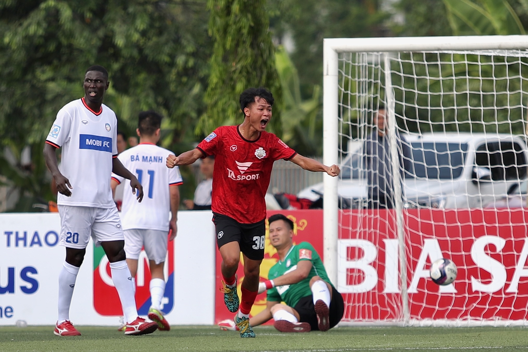 pape omar faye anh 11