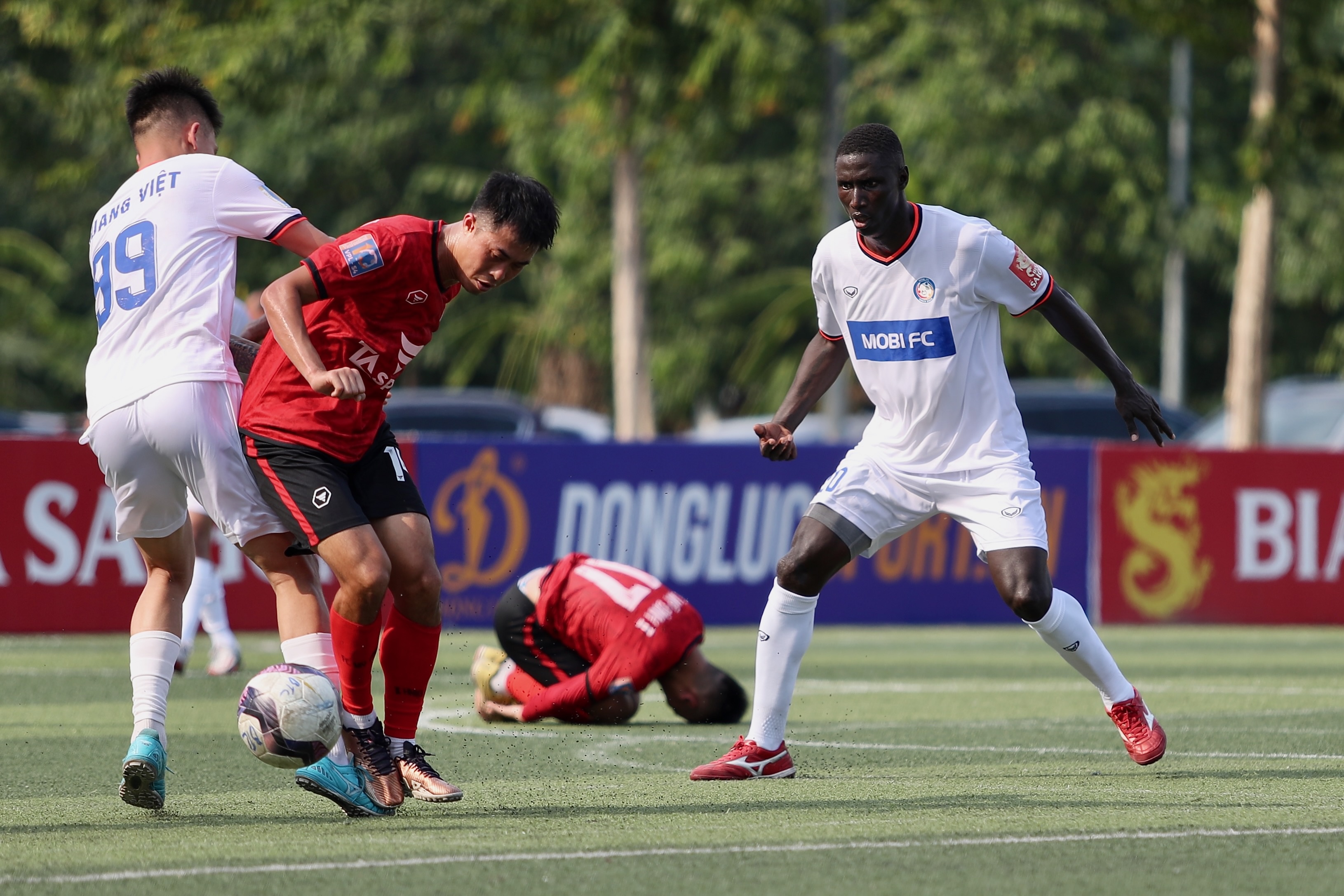 pape omar faye anh 7