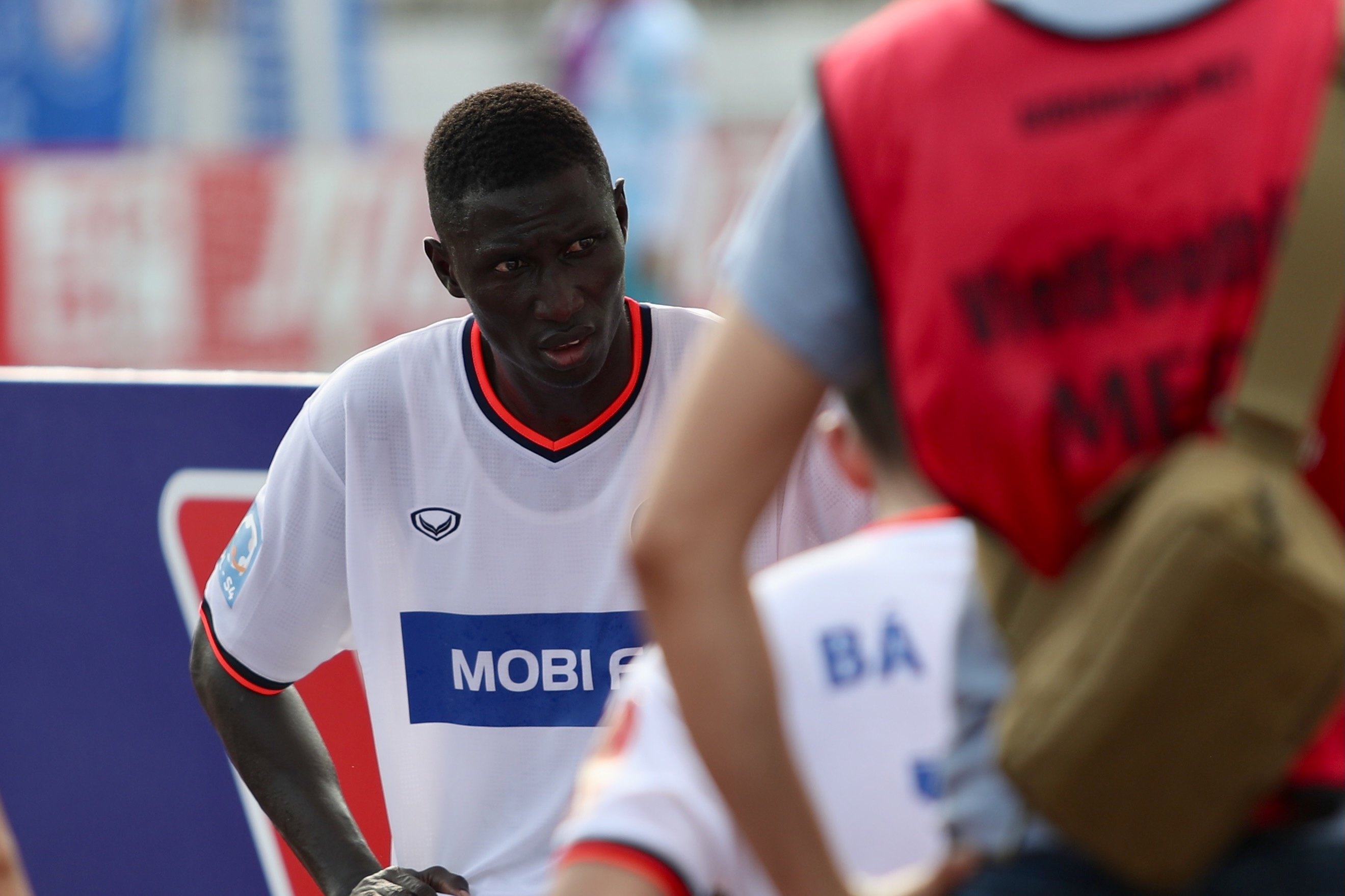 pape omar faye anh 13