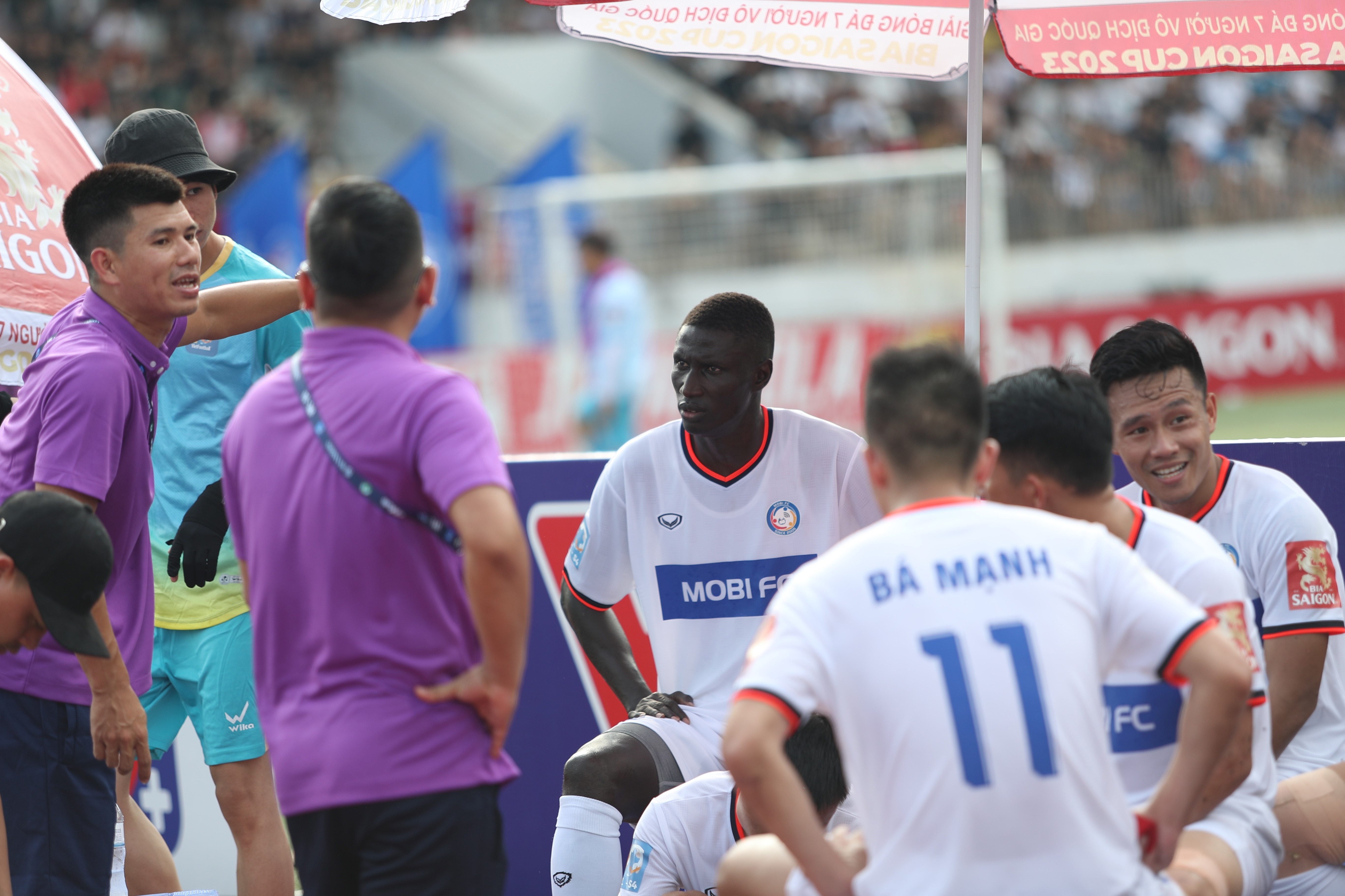 pape omar faye anh 12