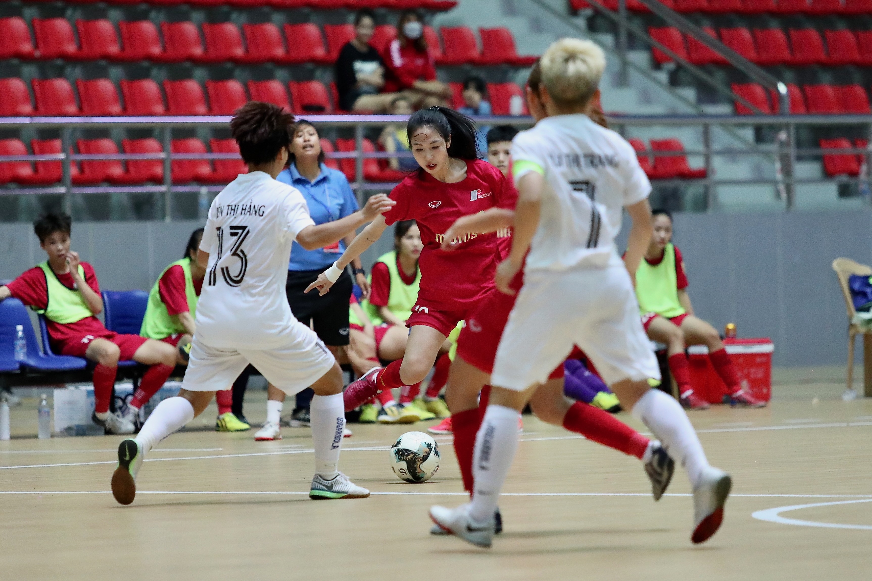 tran thi duyen anh 10