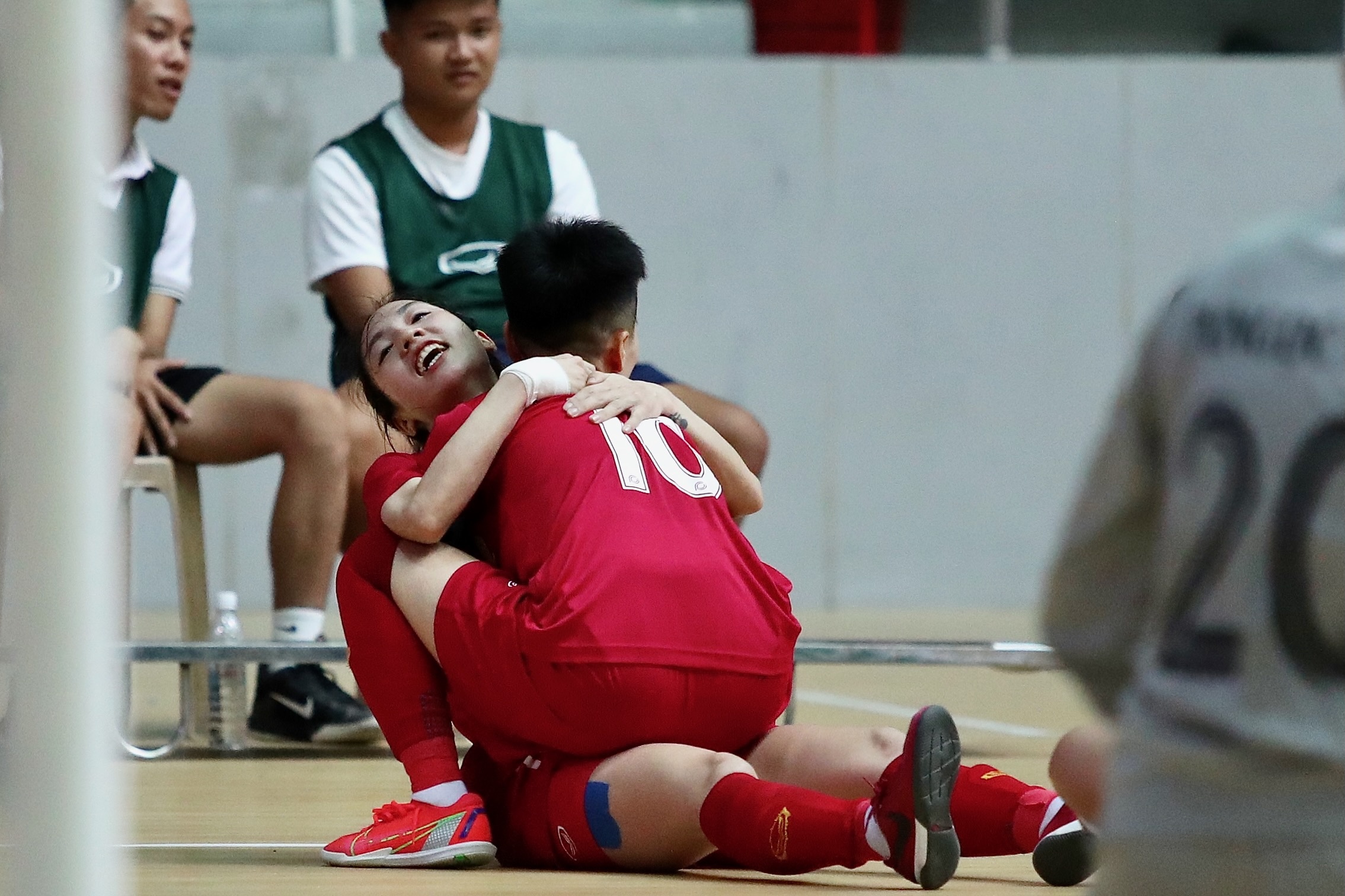 tran thi duyen anh 12