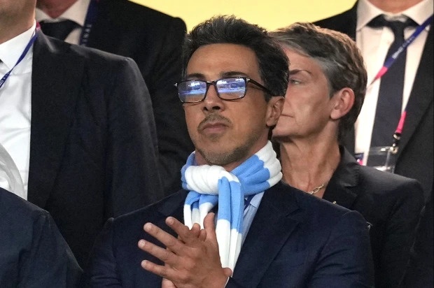 Dieu dac biet xuat hien trong ngay Man City vo dich Champions League hinh anh