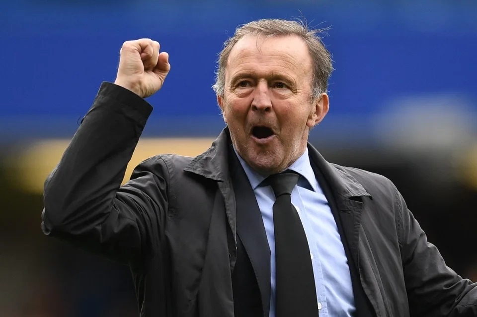 Cuu HLV Chelsea qua doi hinh anh