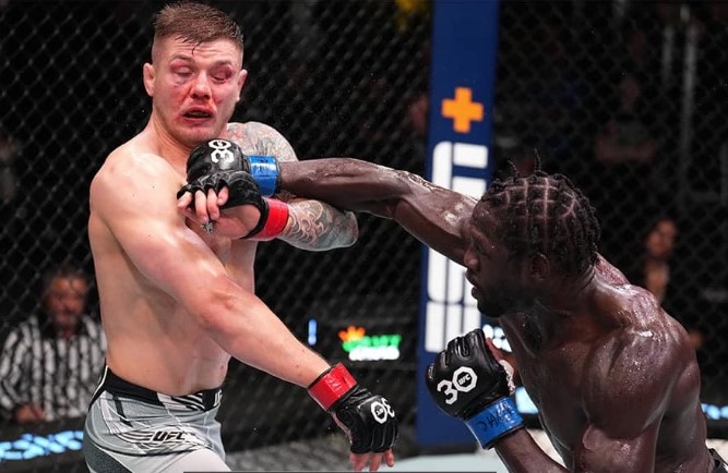 Vo si My pha sau ky luc o UFC Vegas 75 hinh anh