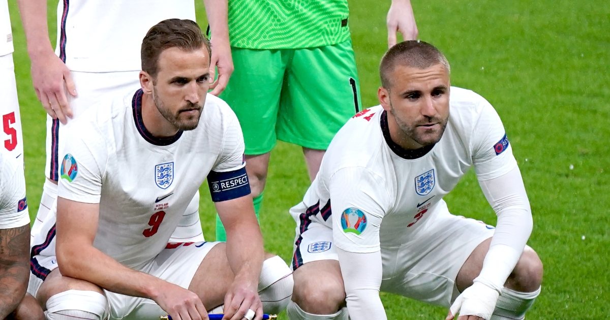 Luke Shaw cheo keo Kane, Rice den MU hinh anh