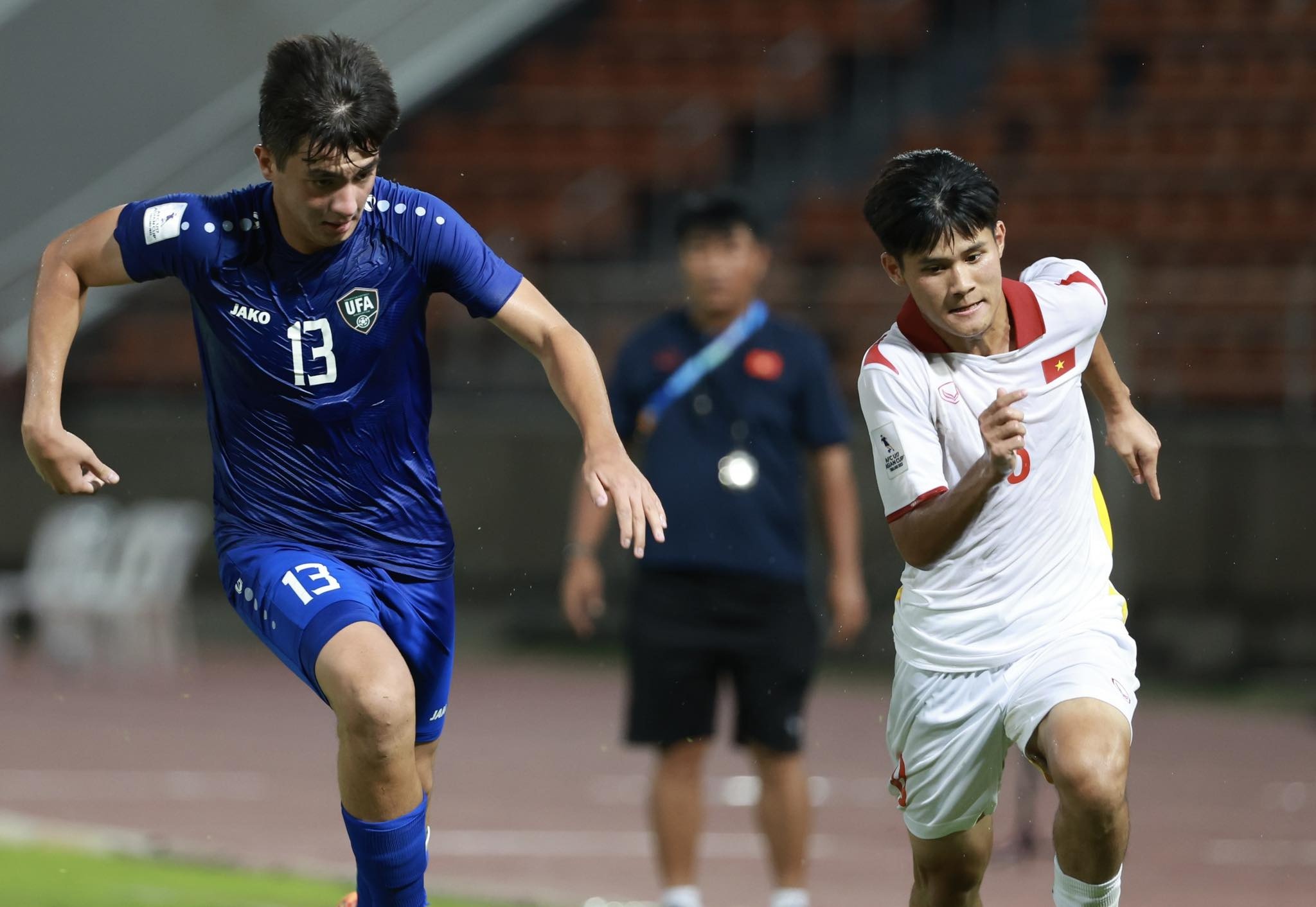 U17 Viet Nam bi loai som o giai chau A hinh anh