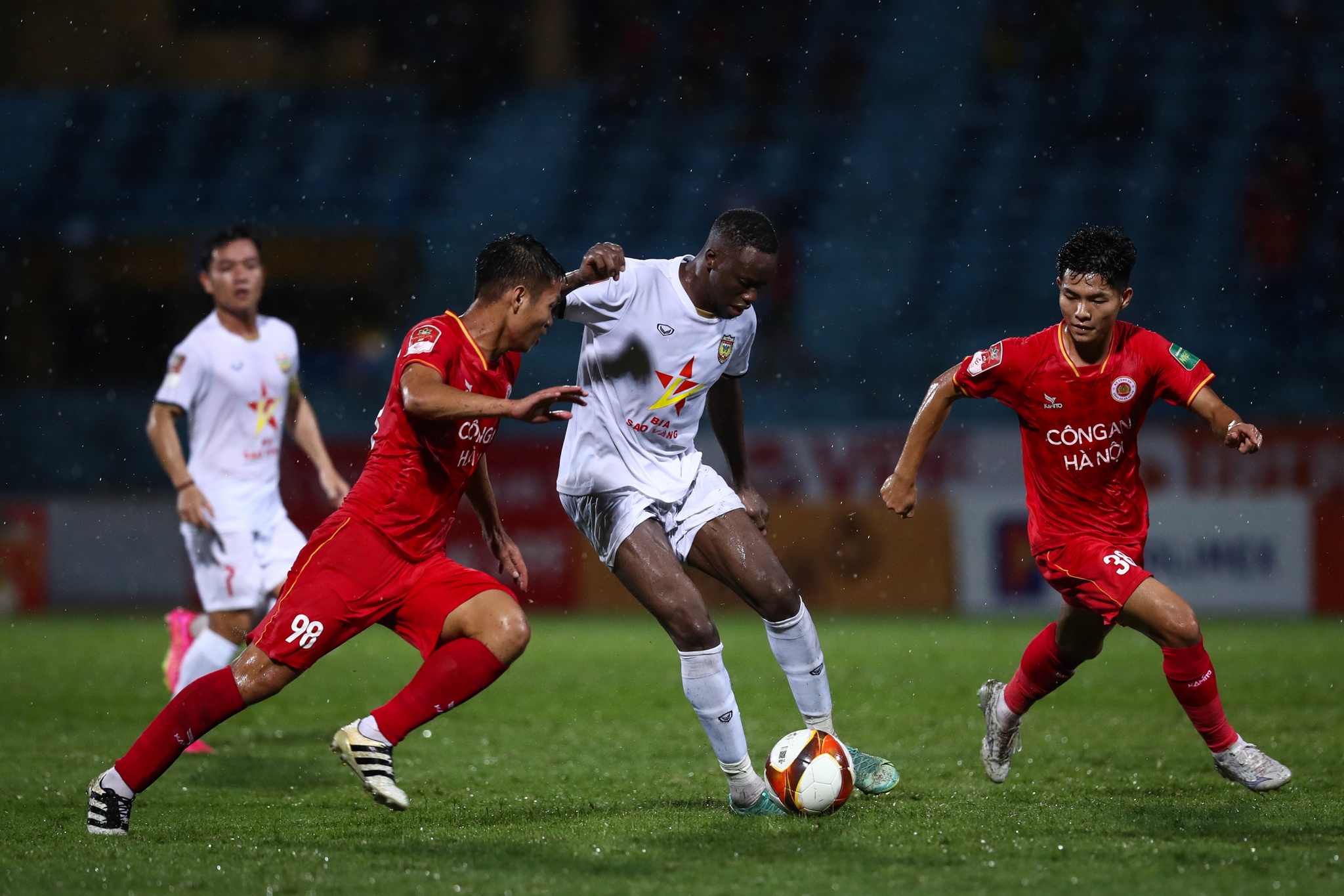 Quang Hai CAHN anh 16