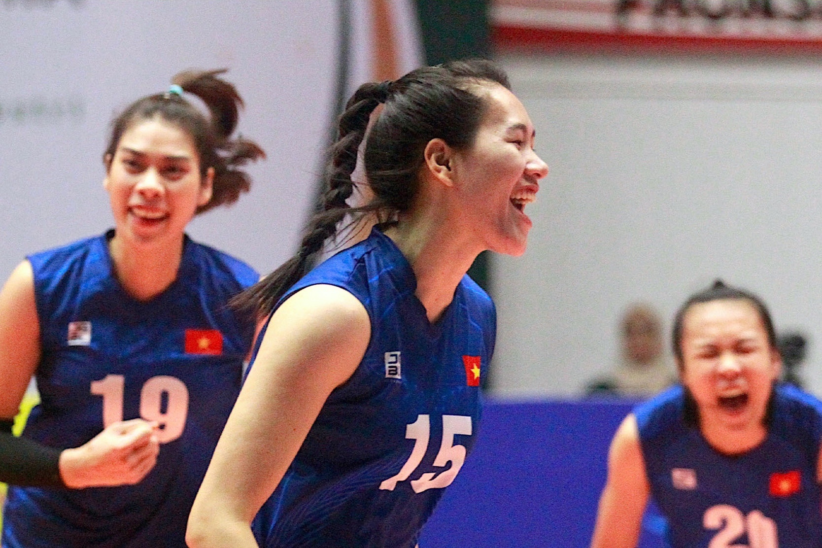 Tuyen bong chuyen nu Viet Nam vo dich AVC Challenge Cup hinh anh