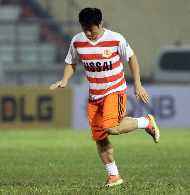 Van Quyen khong du the luc da tron 90 phut o tran chia tay hinh anh