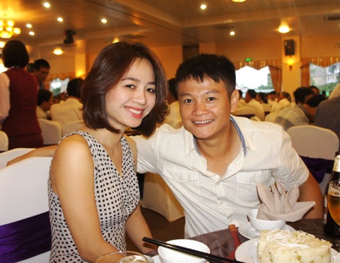 Van Quyen cuoi vo vao dau thang 7 hinh anh