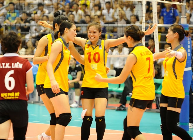 Cây chuyền hai này có nhiều tình huống xử lý rất thông minh giúp đồng đội dễ dàng ghi điểm.