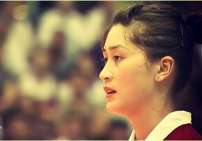 Hot girl bong chuyen Tran Thi Thao vut bien thanh ngoi sao hinh anh