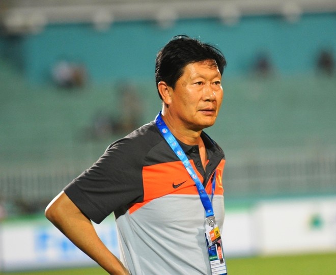 Chia tay ong Tran Van Phat, VFF moi HLV Nhat Ban thay the hinh anh