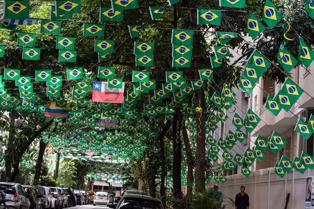 Ky su World Cup: Giai dau duoc bao ve can mat nhat hanh tinh hinh anh