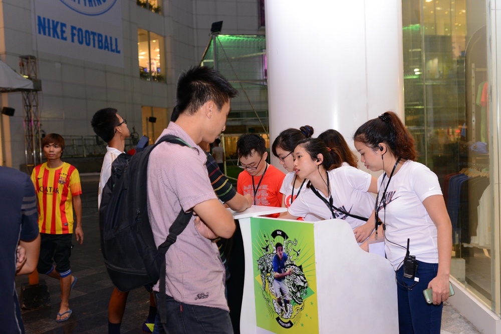 Mỗi đội được đăng ký tối thiểu 5 và tối đa là 8 thành viên với lệ phí là 500.000 đồng cho cả đội. Số tiền này chỉ dùng để tránh việc các đội bỏ cuộc và sẽ được trả lại sau khi kết thúc giải.