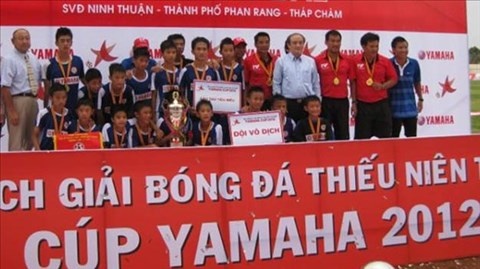 VCK U13 bong da toan quoc doi dia diem to chuc hinh anh