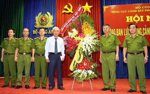De nghi cam thi dau vinh vien cau thu tieu cuc hinh anh