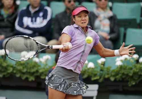 Li Na rut lui khoi cum giai Bac My, mat vi tri so 2 the gioi hinh anh