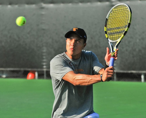 Tay vot tung dung thu 418 ATP sap gia nhap tennis Viet hinh anh