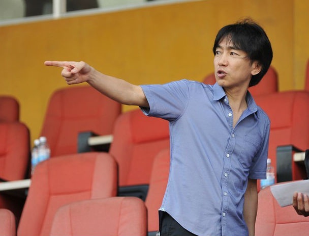 HLV Miura xem 'gio cang' cau thu U19 Viet Nam hinh anh