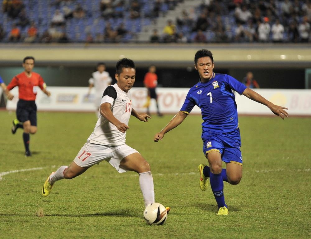 Van Quyen, Tuan Tai: Noi dau mat cha va tai nang vut sang hinh anh