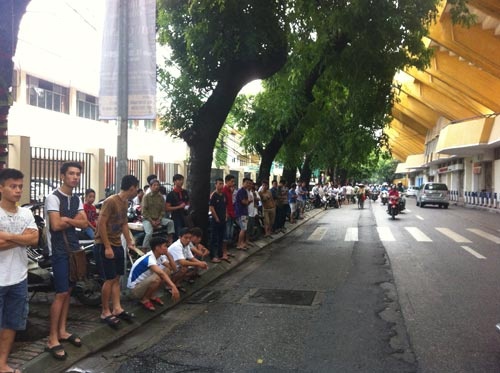 Nhiều người hâm mộ thất vọng với cách làm của BTC.