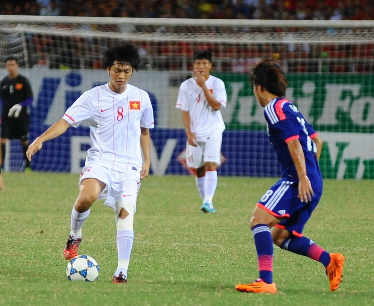 Bau Duc: 'Lua U19 hien nay chua phai hay nhat cua HAGL JMG' hinh anh