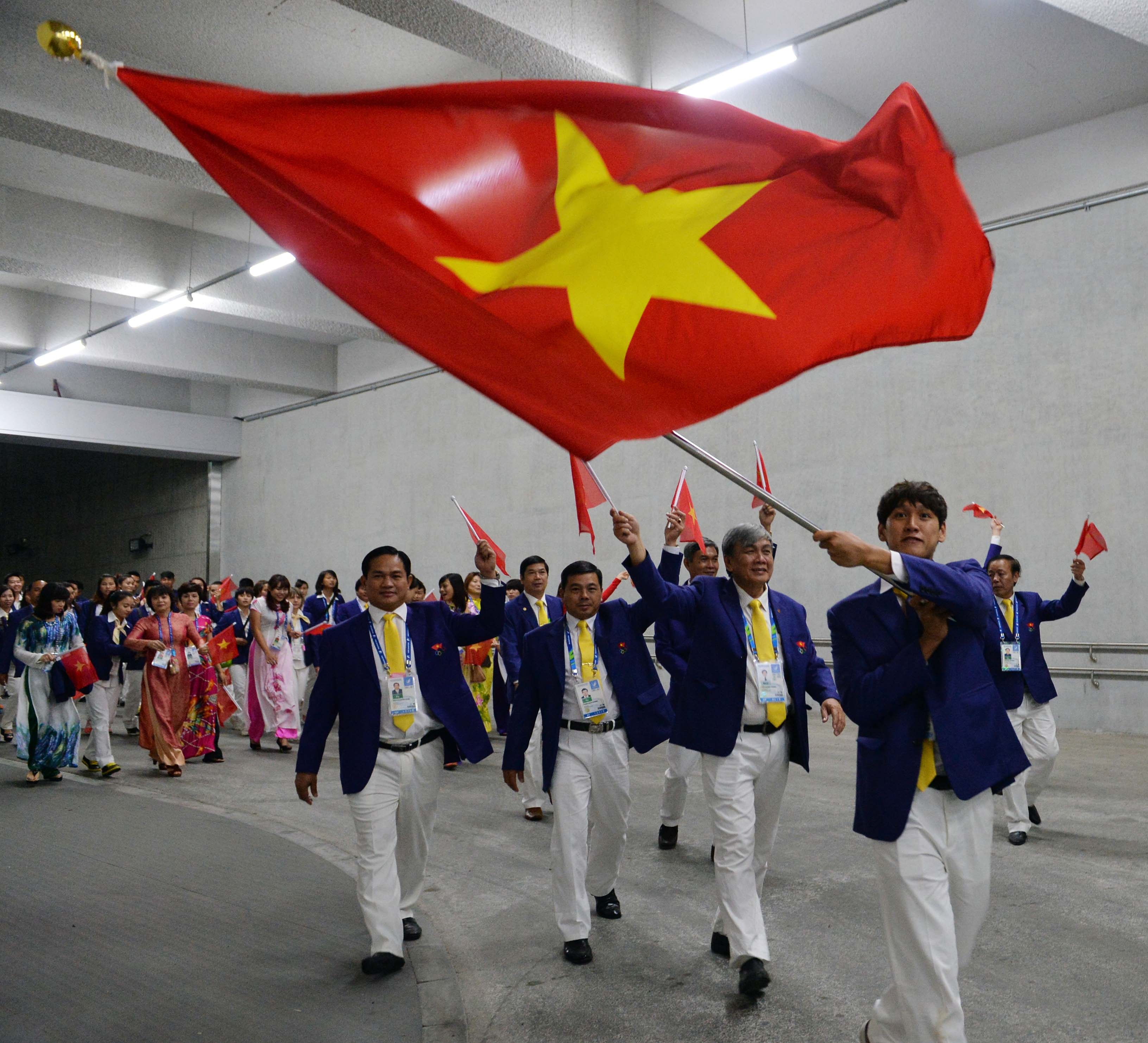 Đoàn thể thao Việt Nam tham dự Asian Games 17 với 199 VĐV ở 21 môn thể thao với mục tiêu giành 2-3 HCV.