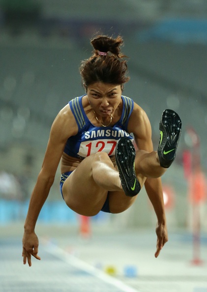 Thu Thảo đạt thành tích tốt ở 5 trong số 6 lần nhảy, trong đó lần thứ ba đạt thông số tốt nhất là 6,44 m. Ảnh: Getty Images.