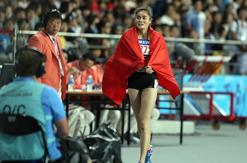 Co gai xu Muong gay bat ngo o ASIAD hinh anh