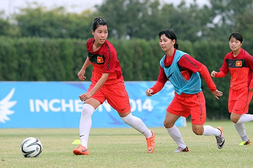 Tuyen nu Viet Nam chien dau het minh voi nha VDTG Nhat Ban hinh anh