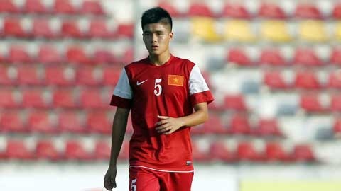 Trung ve U19 Viet Nam giau noi dau mat cha vao trong tim hinh anh